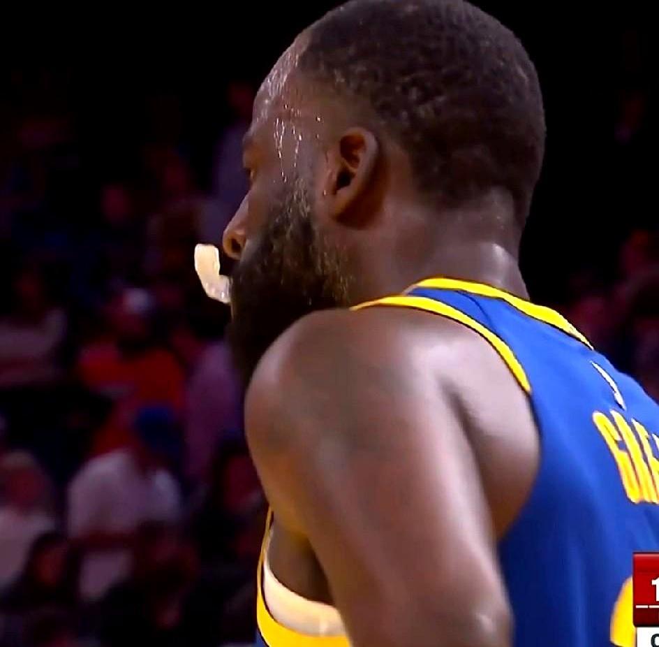 没有库里的勇士，拼到最后也赢不了。
 
3月10日对阵公牛，常规时间最后1分半还