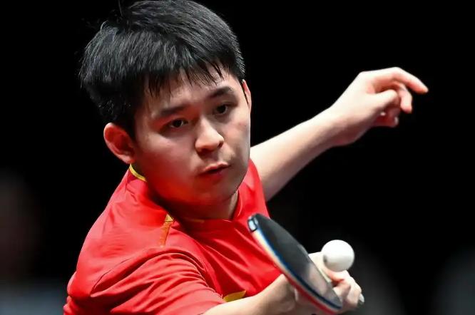 北京时间1月11日，WTT多哈冠军赛女单和男单半决赛的对阵如下：

女单第一场半