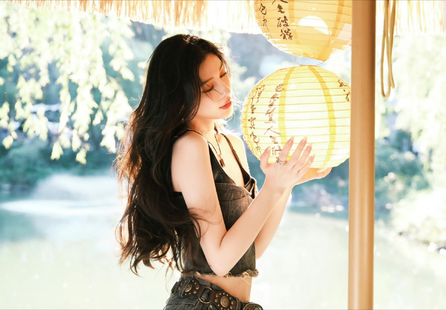 angelababy[超话] [抱一抱]Angelababy爱马仕总监合照 "A