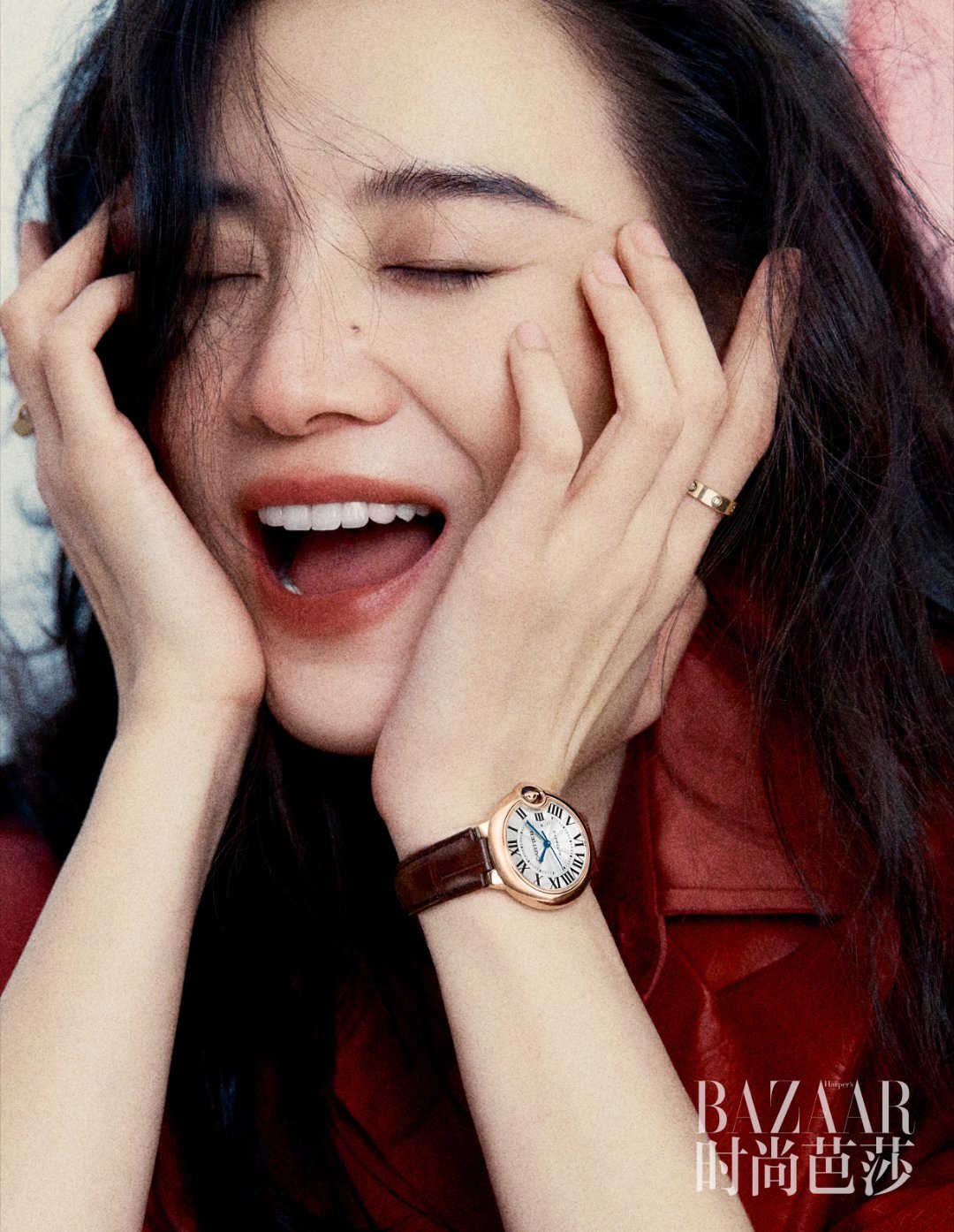 宋佳以真诚之心拥抱角色，如一条轻盈河流，于演艺之途持续流淌、常变常新，终使《好东