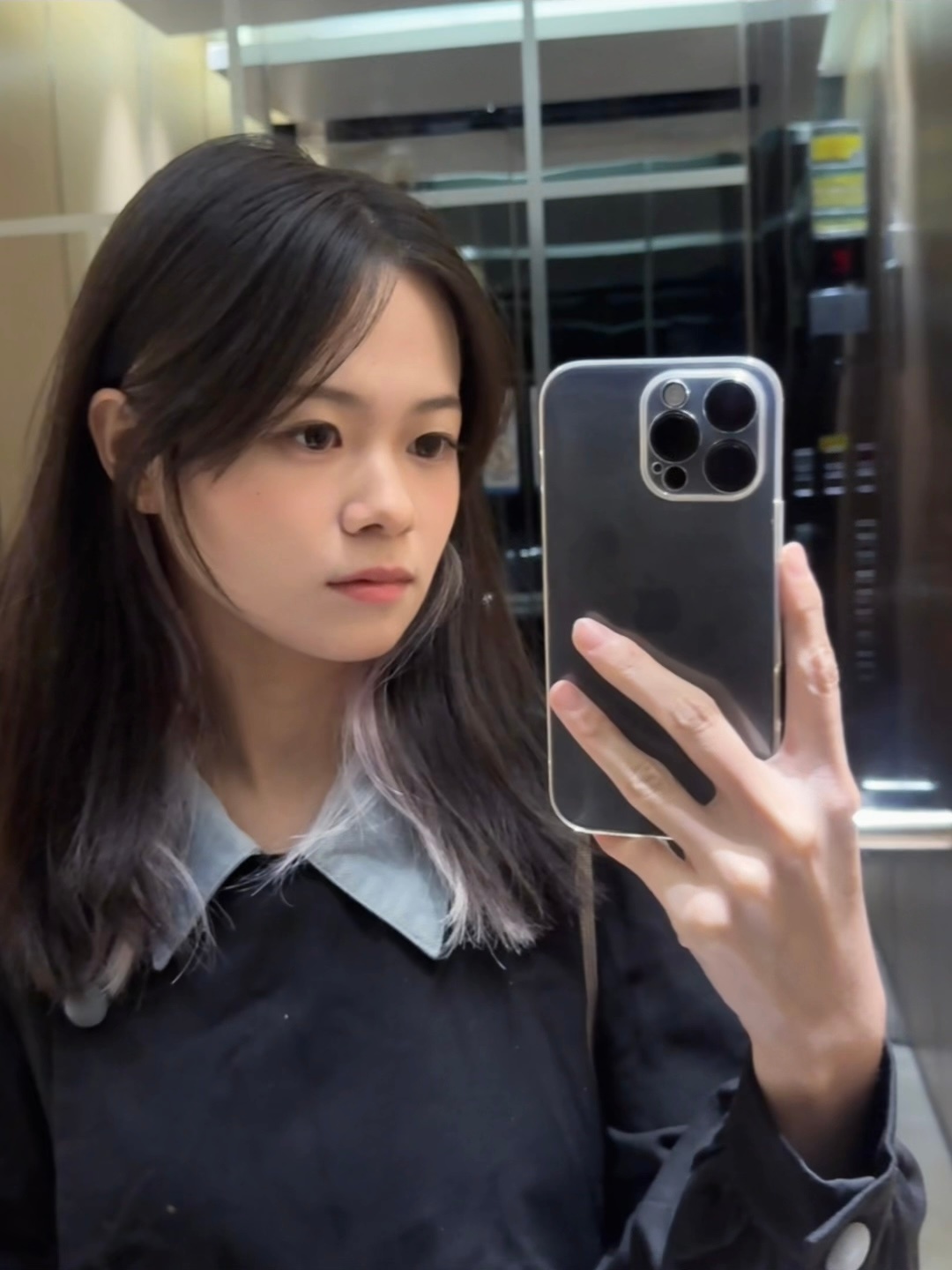 时常幻想自己是个大帅哥 ​​​