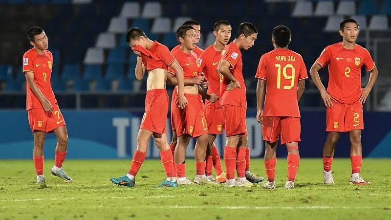 【中国队U17亚洲杯垫底出局，主帅杨晨分析原因】在北京时间6月22日晚结束的U1