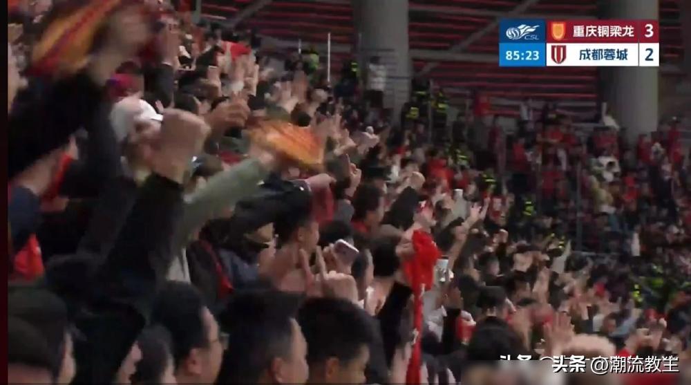 向余望，李镇全，被人说成是董路卖的。这盆脏水泼的，直接把重庆青训的根都给刨了，懂