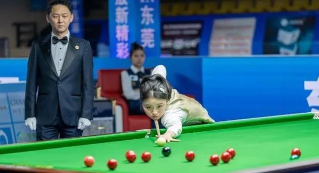 **白雨露爱尔兰公开赛折桂 斩获赛季第三冠**

12月1日，2025年爱尔兰女