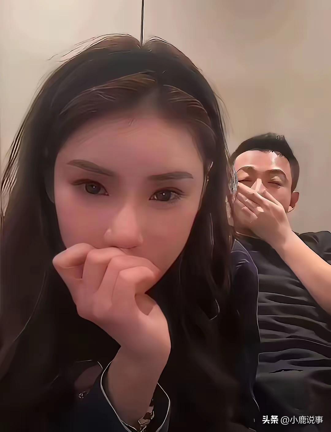 筱梅这次真是亏大了，
原本想好的直播节奏全被打乱，
流量也没抓住。

现在夫妻俩