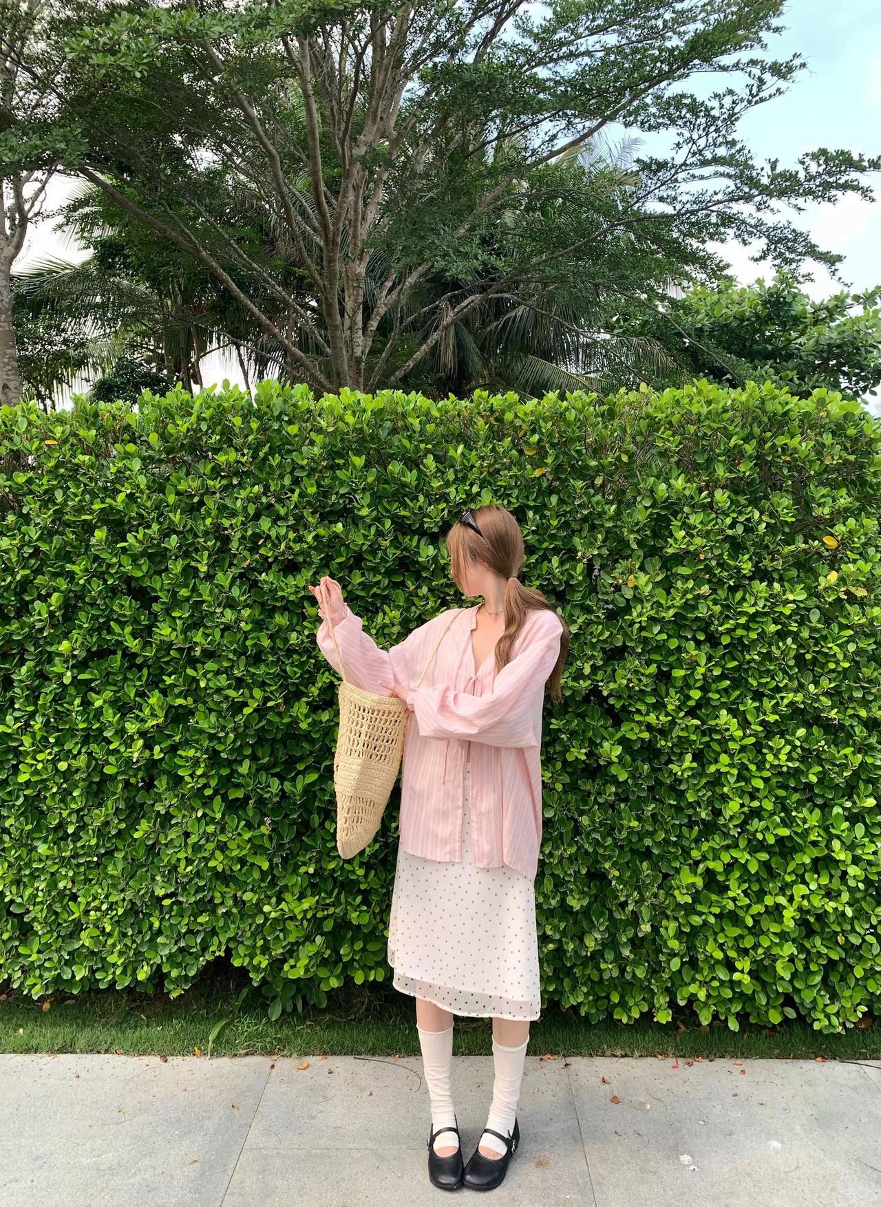 好韩的一身🥰。夏日穿搭 粉色穿搭 波点半裙 衬衫穿搭