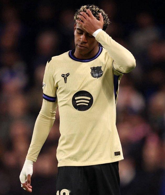 欧冠切尔西3比0巴萨 亚马尔vs切尔西•传球成功率仅为72%•运球5次仅成功2次