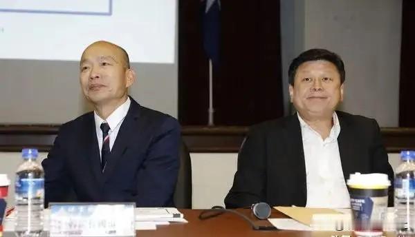 韩国瑜的怒，国民党的“雷”！

昨天台湾岛内的政坛，铺天盖地就是韩国瑜的“失态”