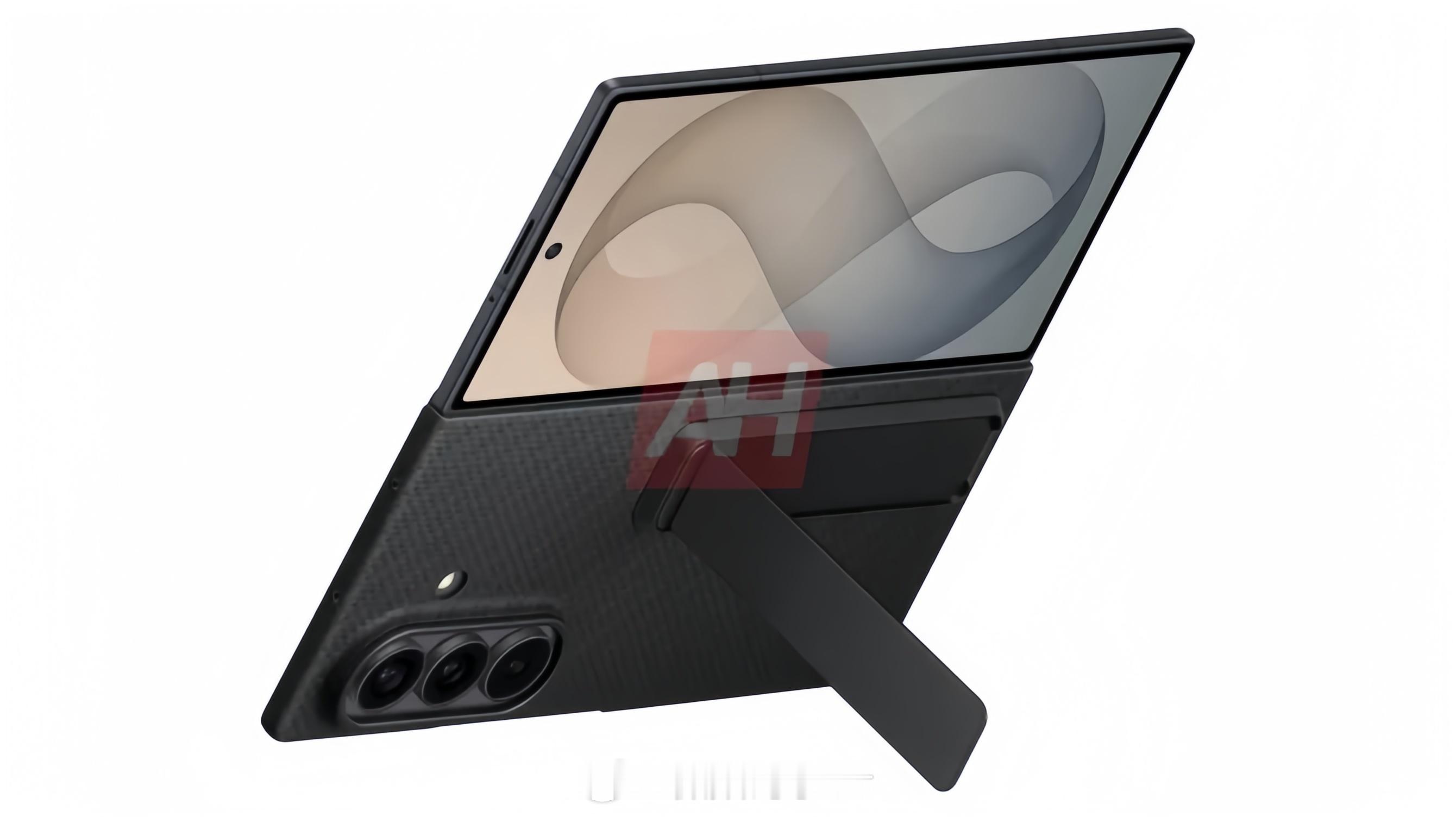 三星Z Fold8 Ultra迎来大升级！据Phone Arena爆料，新机内屏