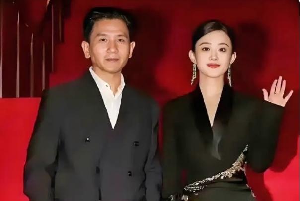 赵丽颖赵德胤疑似海外电影节约会又上热搜了
一个不爱出席活动的人突然愿意去新加坡是
