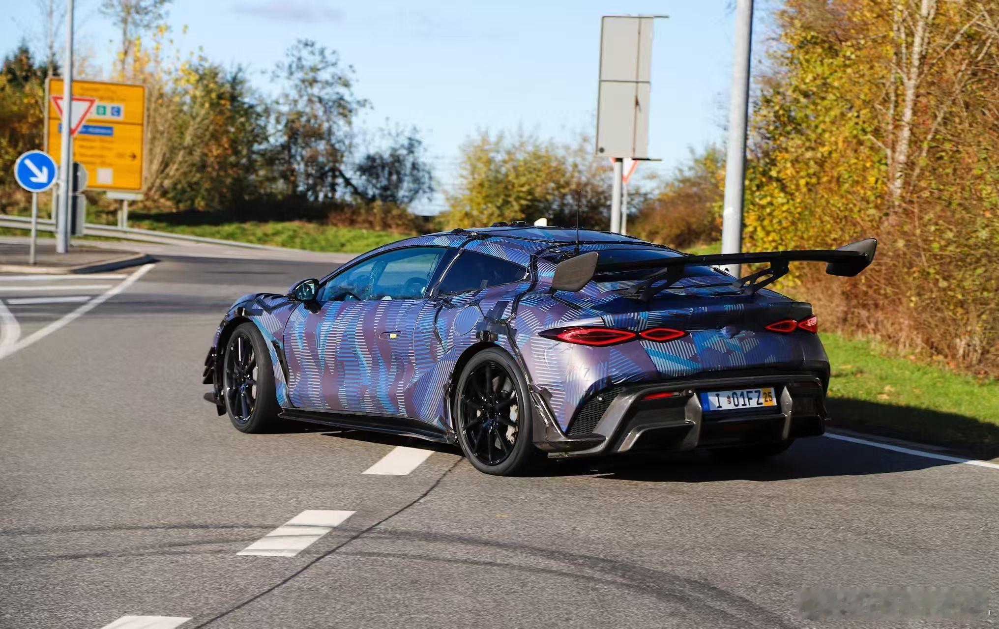 卖多少呢你说这海外妥妥200万起步吧 