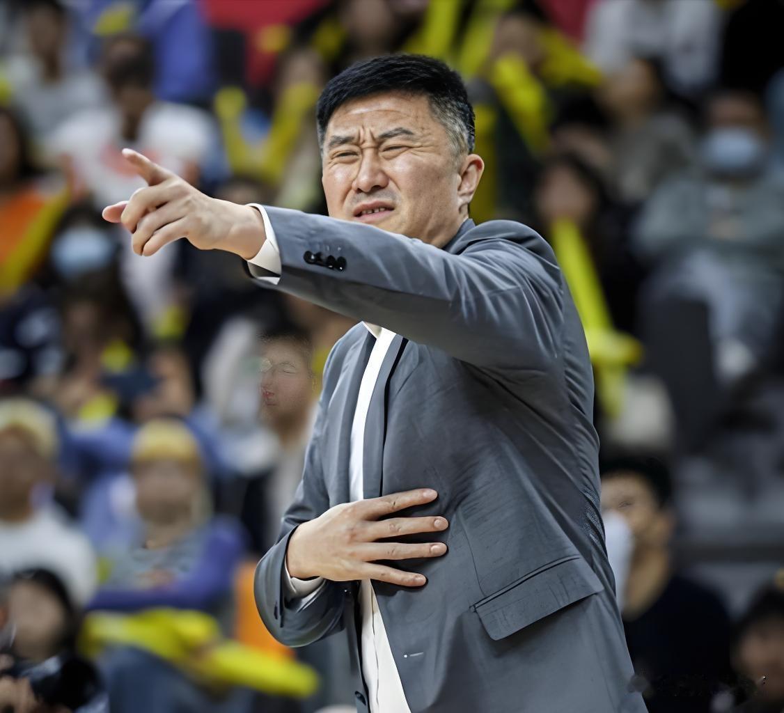杜峰没机会，广东新主帅是他，奥运铜牌助教降临能否拯救昔日王朝?
自从广东宏远阳光