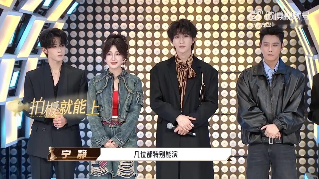 苏可说演员烂剧不能多拍苏可一句“演员烂剧不能多拍”戳中关键，申浩男的高频产出撞上