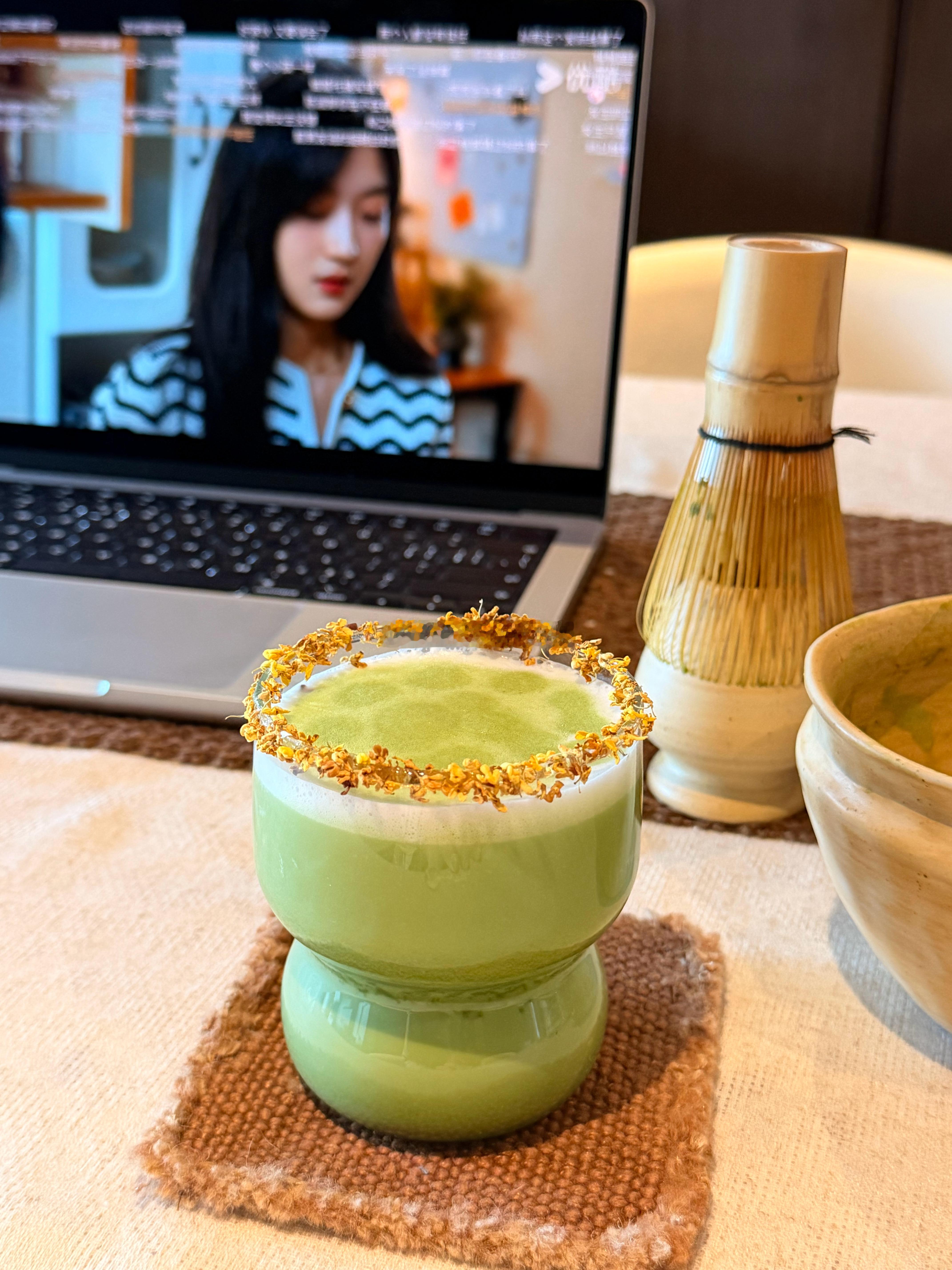 给自己做桂花抹茶🍵 ​​​
