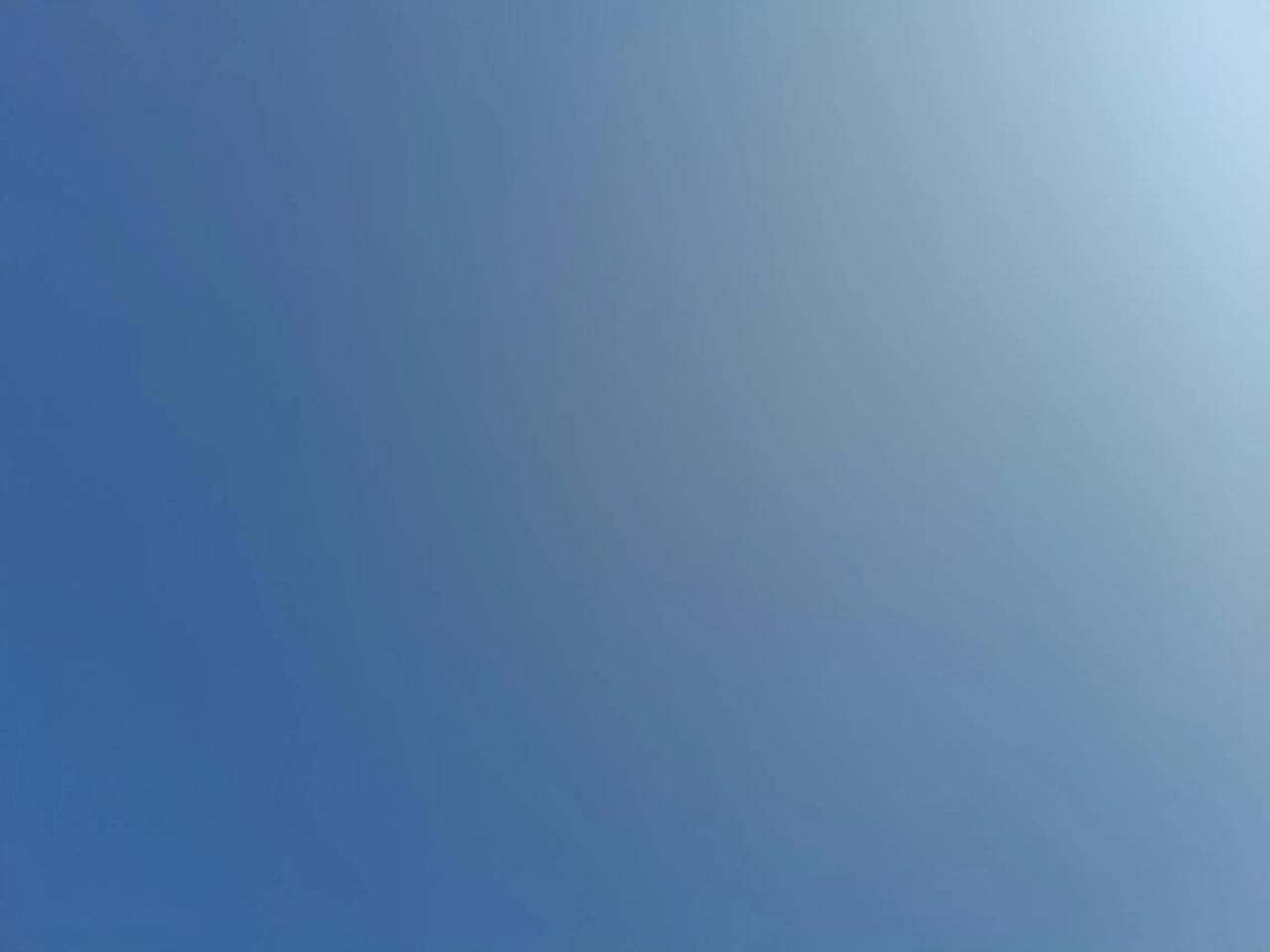 万里无云万里天