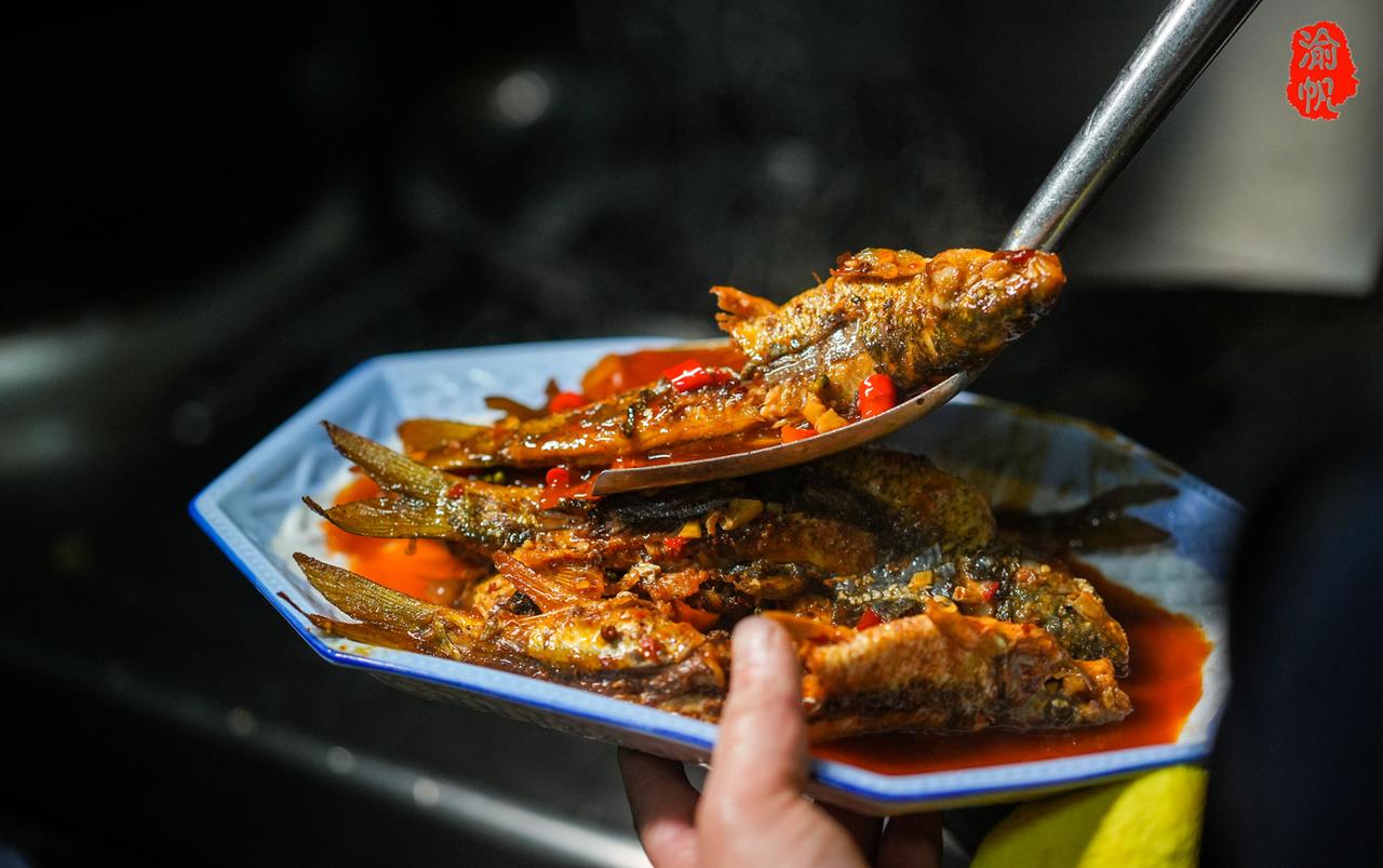 集卡点灯领现金我正在参加集卡点灯分20万春节活动。集卡点亮灯笼，可获得现金奖励，