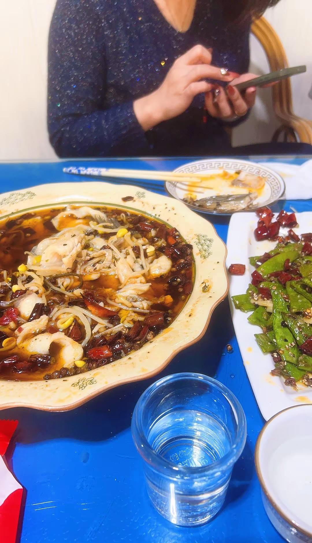 又一年了，敬自己一杯🥃。敬旧年不易，更敬来年可期🍺🍺