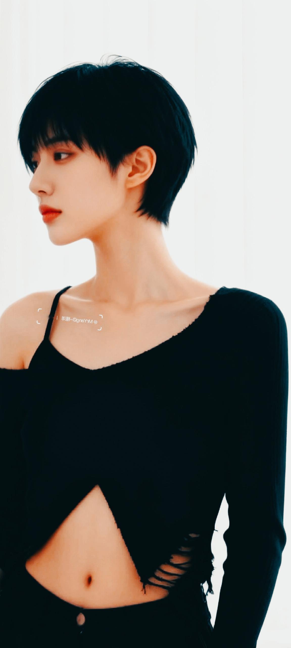 每日摄影分享摄影∴〈冷艳的短发女孩∴〉一[祈祷][祈祷][祈祷]