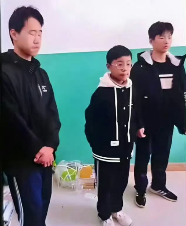 河北邯郸初中生被杀案一审宣判 被告人“张某某、李某、马某某”作出判决. 其中，1