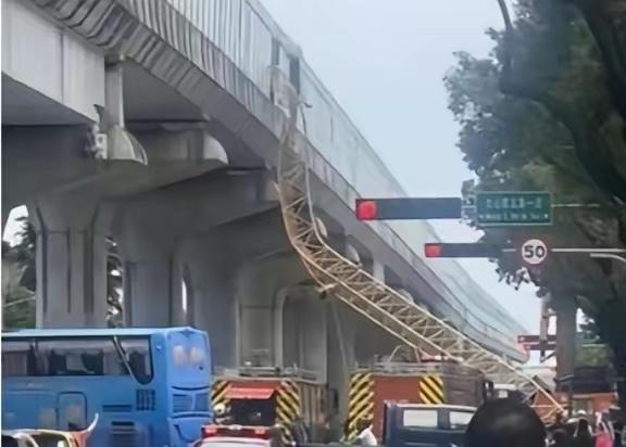 “台湾永远不可能回归中国，只要有我在，这件事情就绝不会发生”

这句话在网络上传
