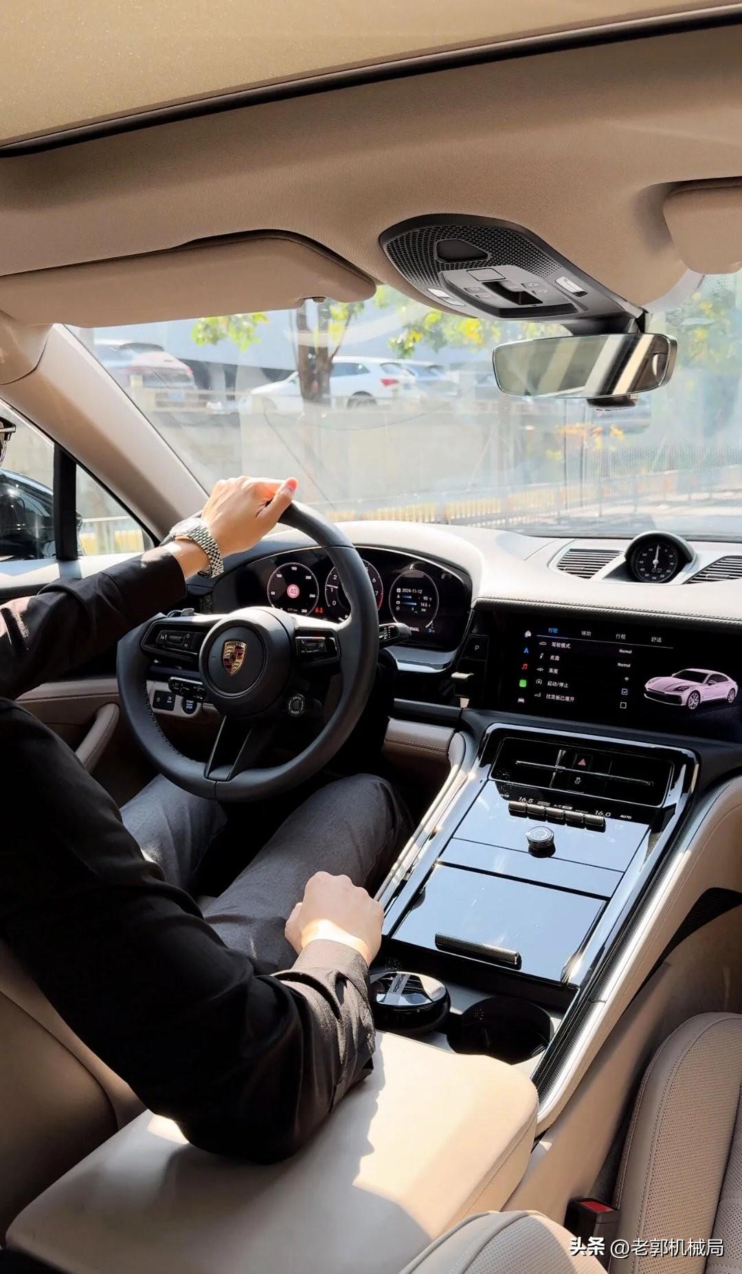 这事儿真怪啊，身价过亿的老板选一这车...
看到一个汽车圈的冷笑话：说是一个老板