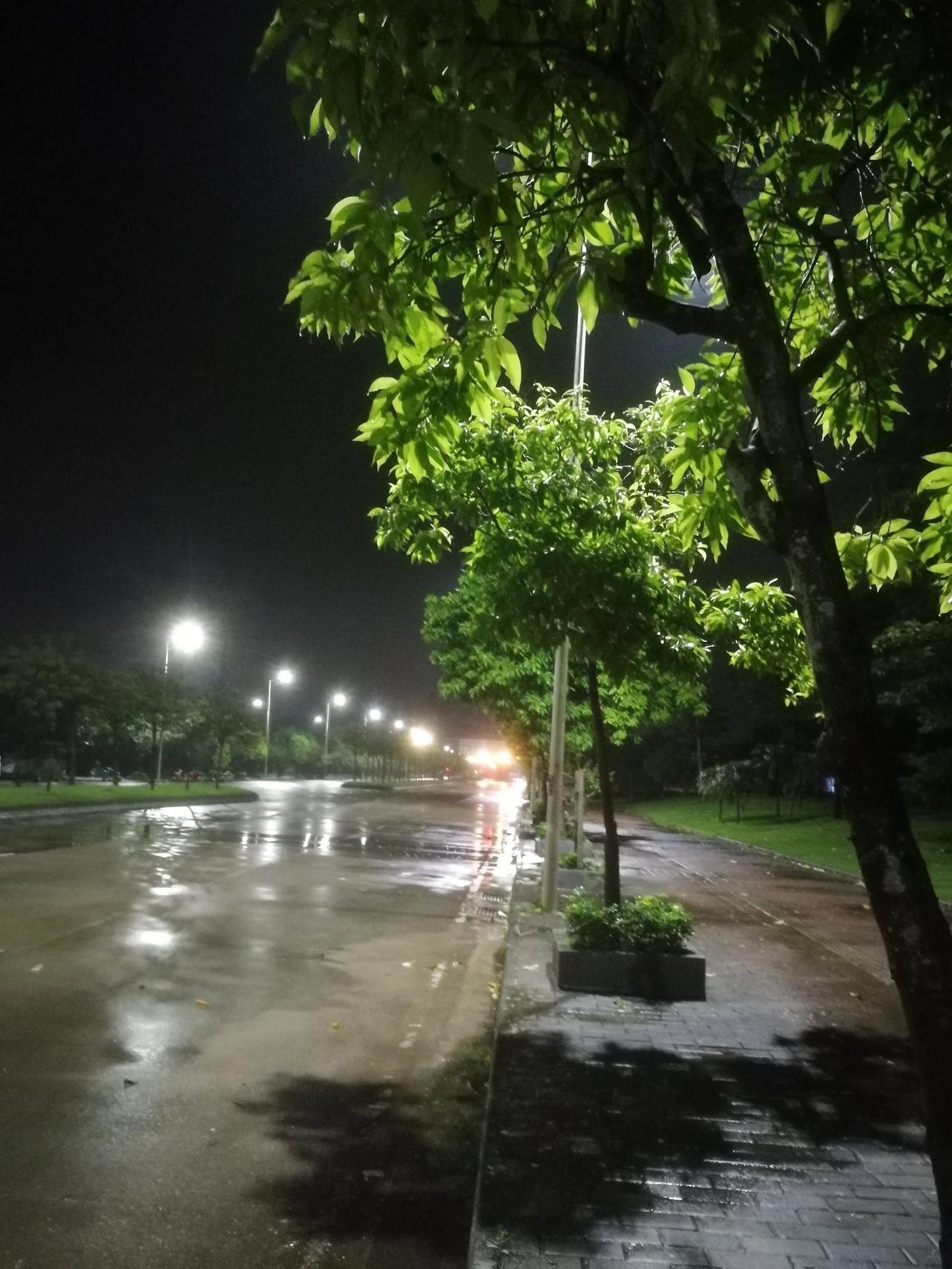 03年在深圳蛇口一家线路板公司上班，从03年到09年，六年时间，每天12个小时，