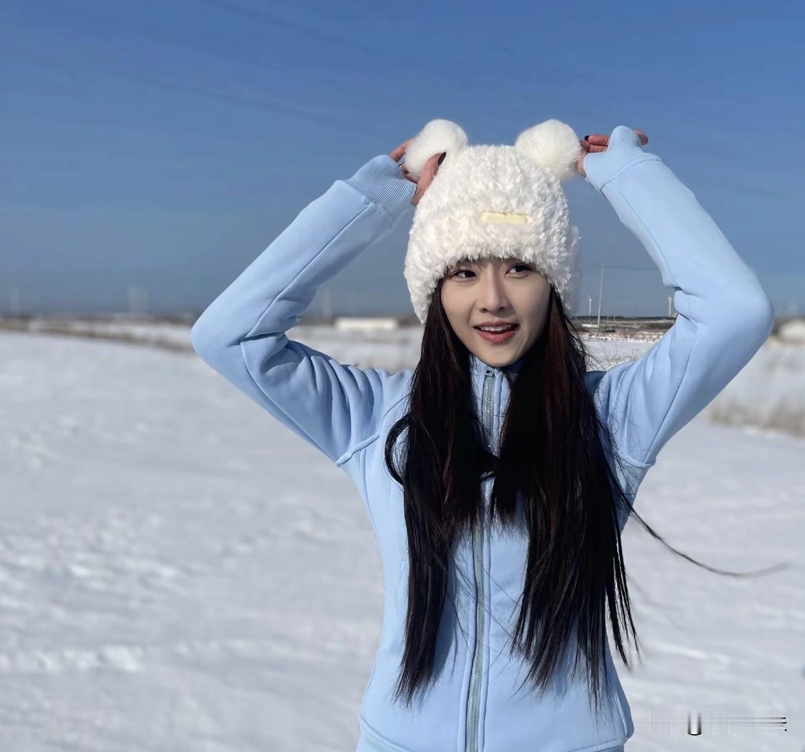 温柔可爱的女生你喜欢吗?天地初寒，大雪为章。恰逢其时，纷至人间。不惧流年，不慌不