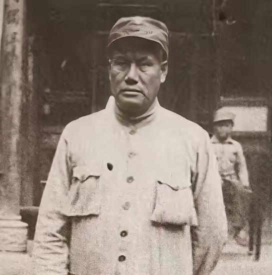 毁家纾难的爱国将领高士一
 
高士一（1895年生），河北任丘大苟各庄人，排行第