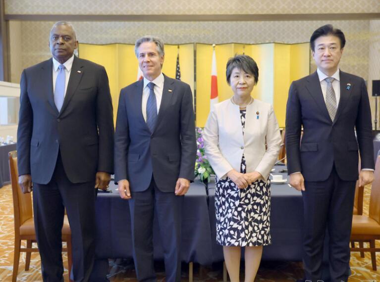 中方转述中日外长会谈内容后，日外相提出异议，要求修改涉台措辞。
 
中日两国在1