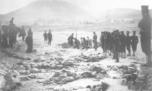 1894年11月21日，旅顺大屠杀后，整座城市只剩下了36名中国人——日军之所以