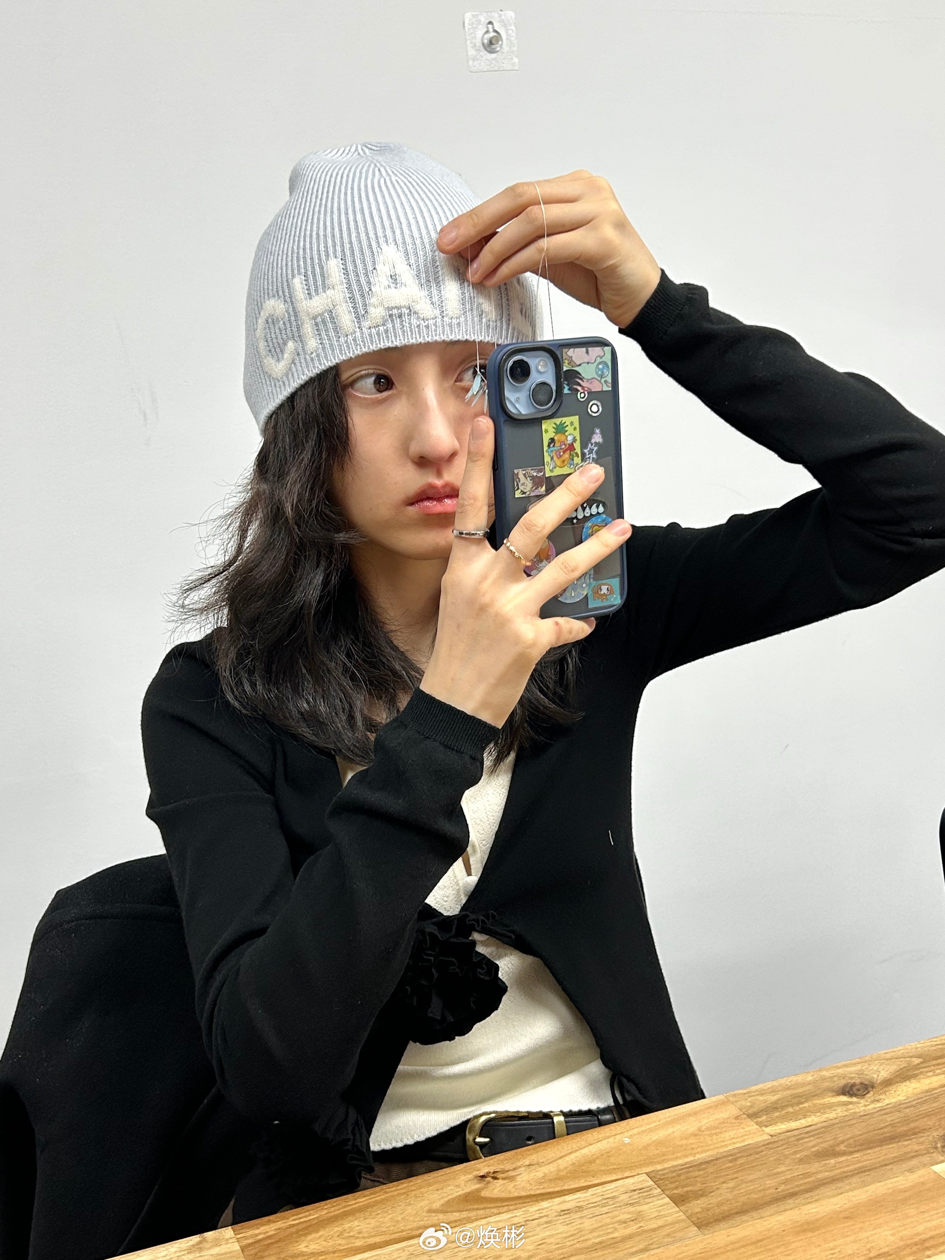 好看的张子枫也还在用iPhone 14