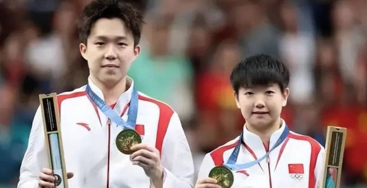 这比赛打得，是不是有些演员在里面，我看着都替他们着急，那些年老队员的努力，好像都