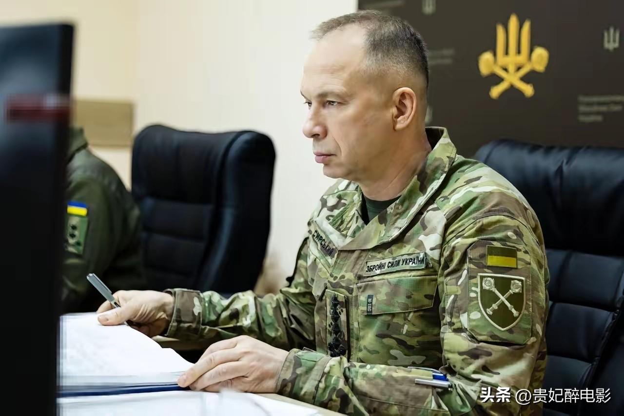 乌克兰声称俄罗斯正在“战斗到最后一人”。

这话是乌克兰司令西尔斯基说的。他说，