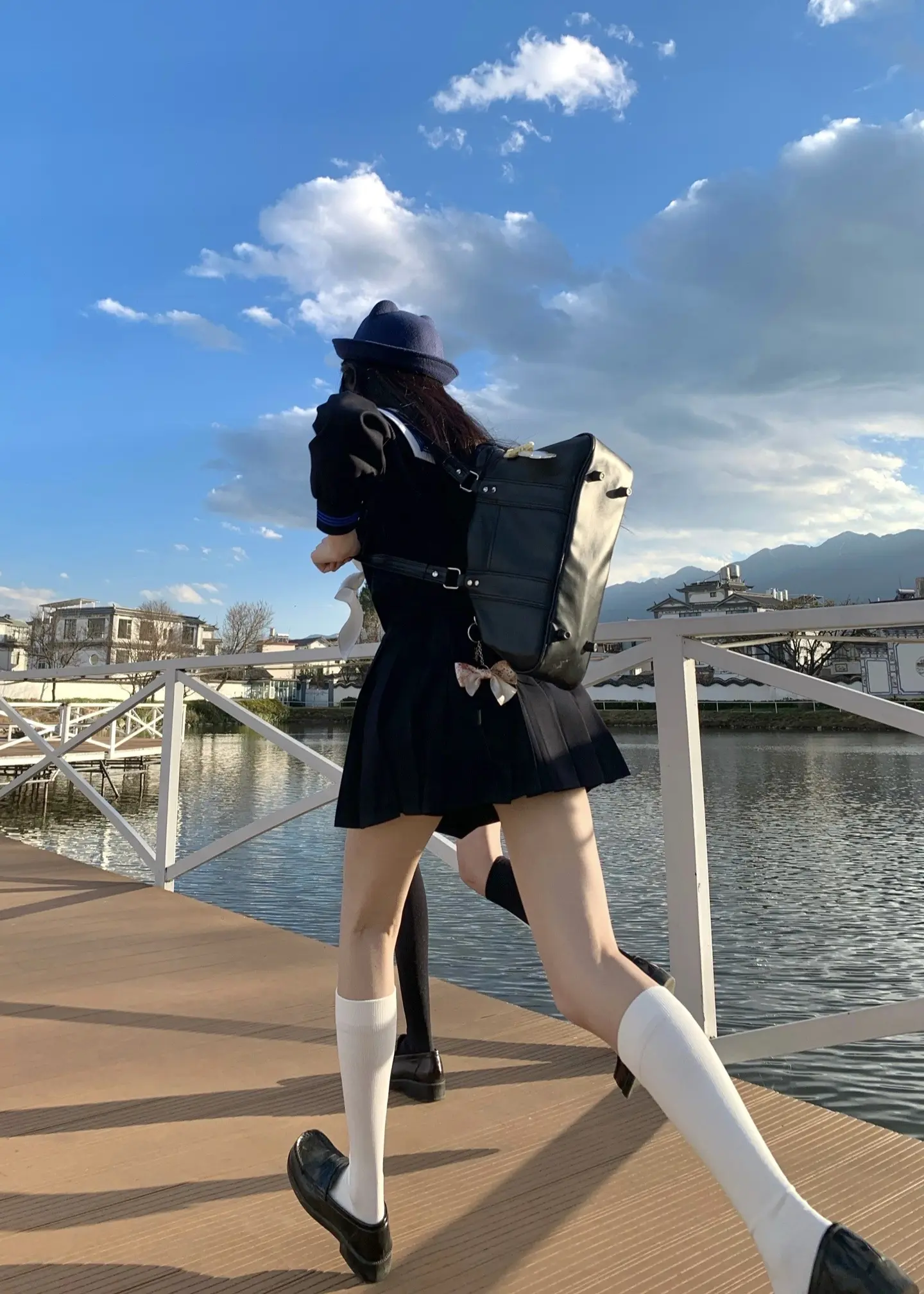 你是我无解的青春里最炽热的一章