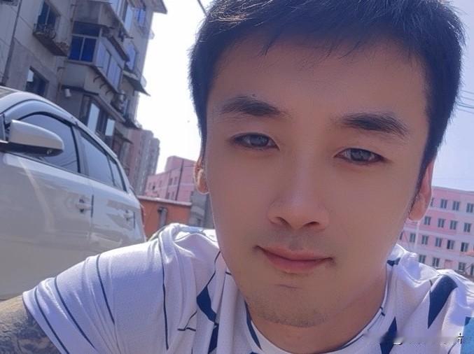 快来看看我新换的主页背景吧