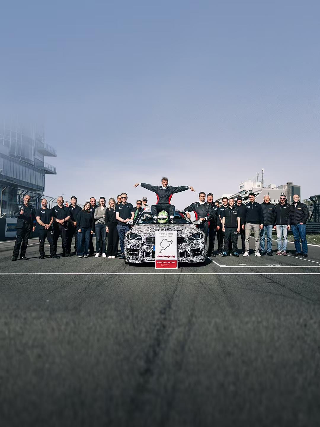 🏁纽北紧凑车新王诞生！全新宝马M2 CS 以7分25秒534 刷新纪录，成为首