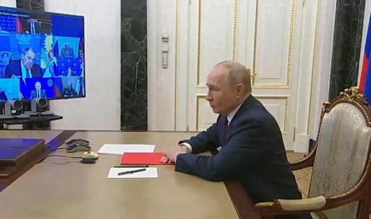 俄欧关系彻底崩盘跌入冰点，3月27日普京亲自主持俄罗斯联邦安全会议常务成员会议，