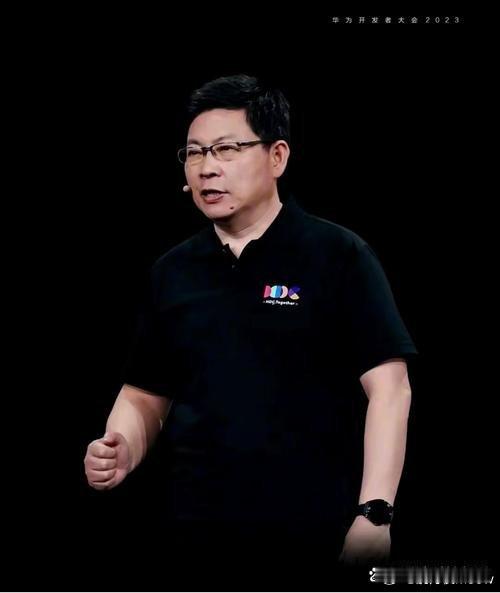 鸿蒙成为中国第二大智能手机系统 面对全新的行业格局，余承东主动求变，跳出固有思维