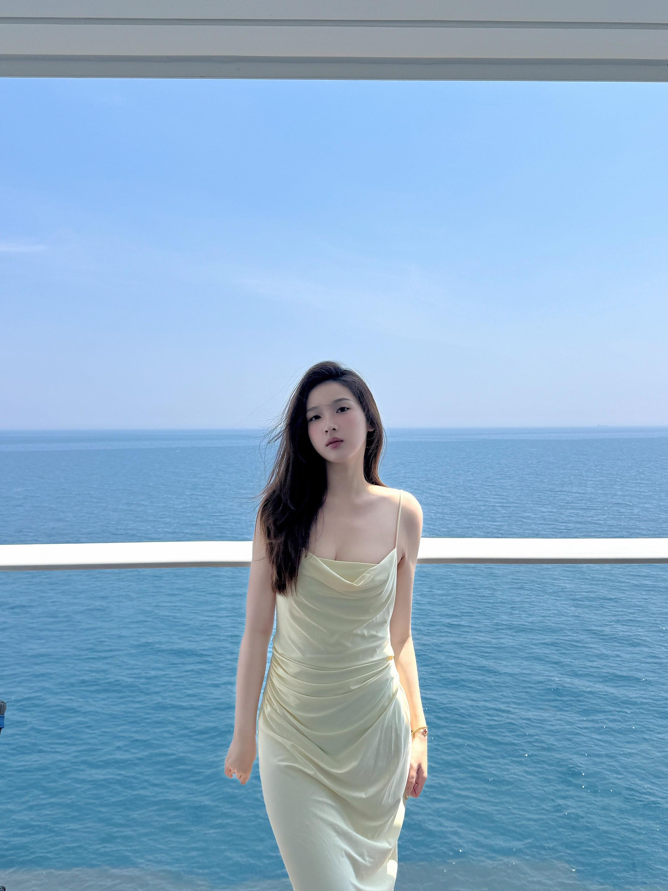 🌊