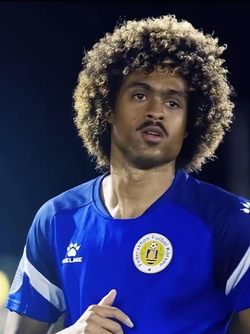 0-0，库拉索逼平厄瓜多尔创造历史！

在今天上午世界杯小组赛第二轮比赛中，库拉