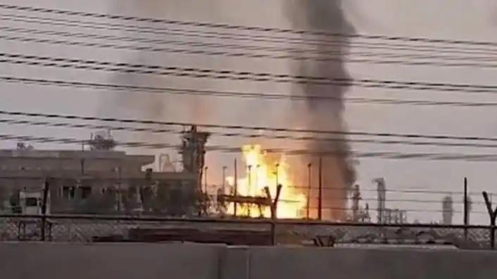 全球四成天然气储量的核心产区遭遇空袭，特朗普一边甩锅不知情，一边放话要炸平整片气