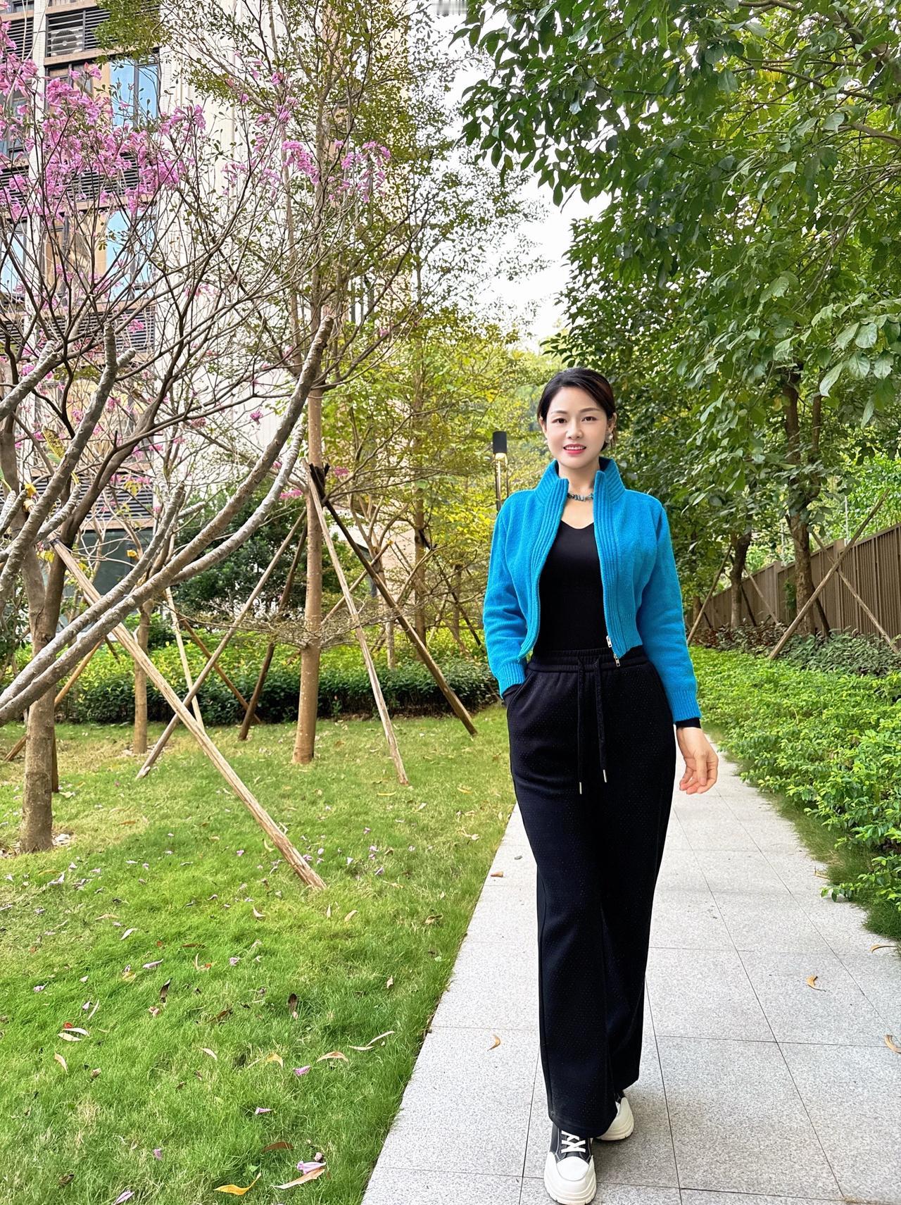 日子慢慢翻页，岁月悄悄沉淀，留在记忆里的，都是值得珍藏的人间烟火