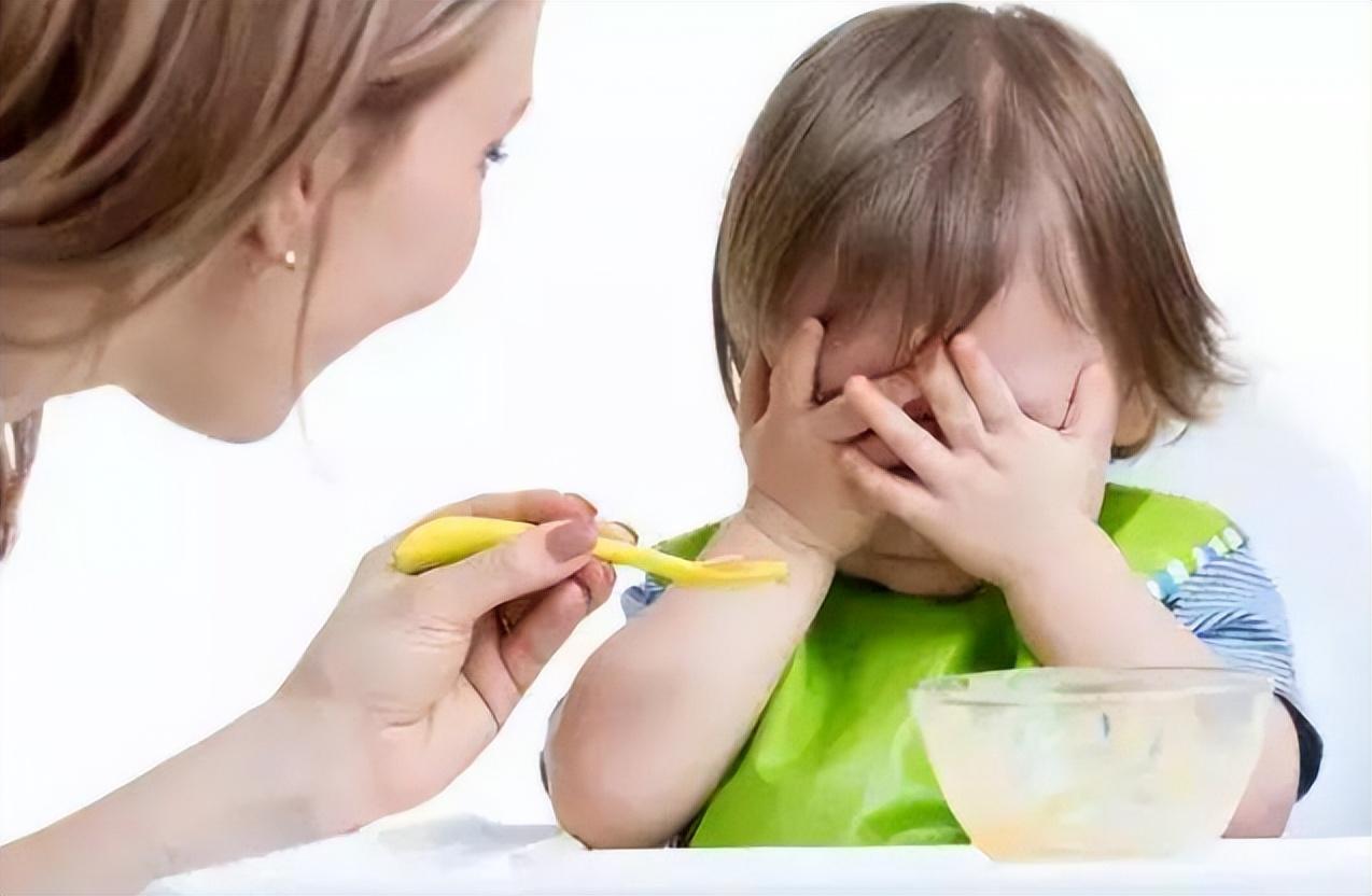 孩子吃饭太差劲怎么办？这3种做法家长要避开，助孩子好好吃
孩子吃饭太差劲怎么办？