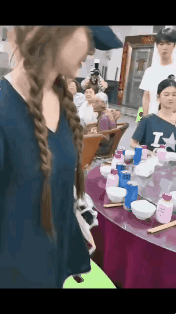 美女也喜欢看美女，惜惜相惜