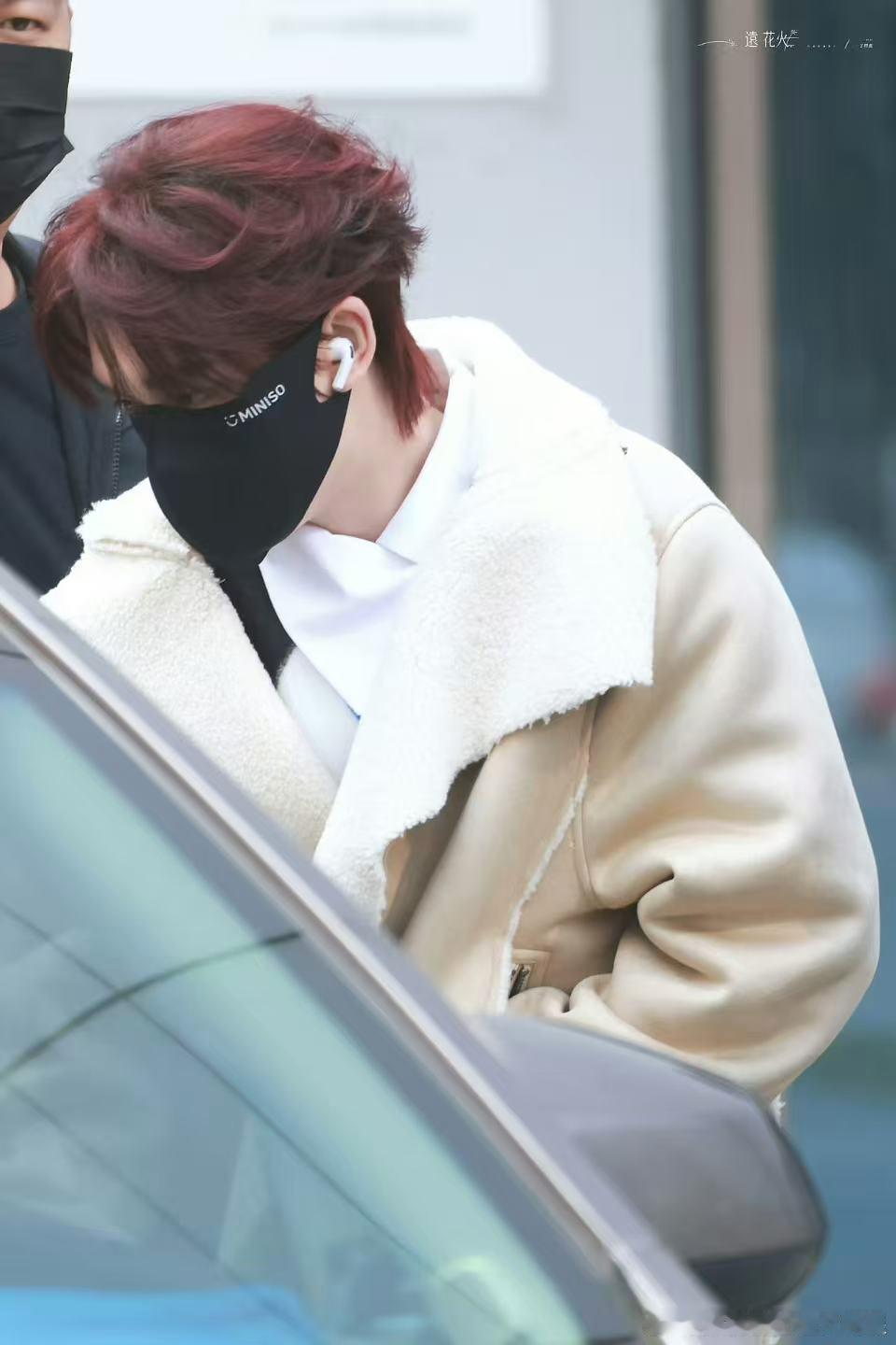 丁程鑫好六第100期录制 小丁录制好六100期啦！！！太棒了我们小鑫鑫～ 