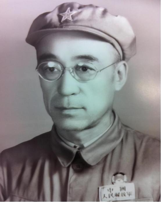 1942年，蒋介石给蒋鼎文发报，让他设法除掉赵寿山，蒋鼎文气道：“这种混账事，怎