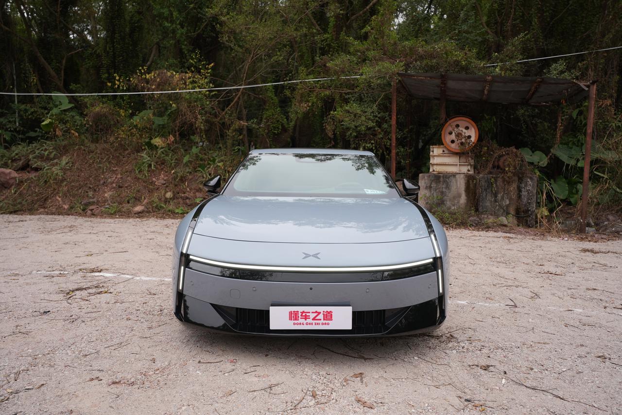 全新小鹏P7大家觉得这车如何？小米SU7和它，大家怎么选？不看雷军的面子的话？