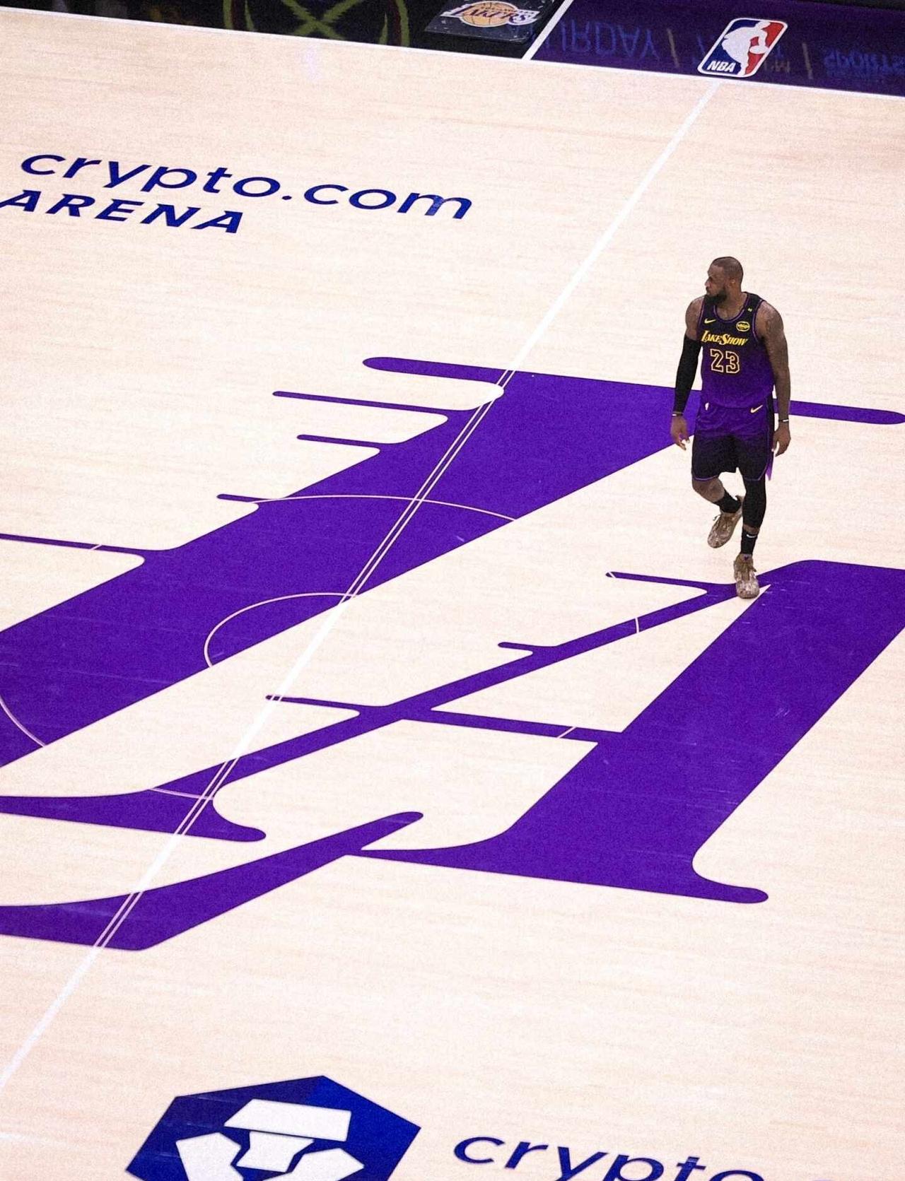 湖人这一站，结束了
新篇章即将开始。
期待76人
	
NBA 壁纸 篮球 詹姆斯