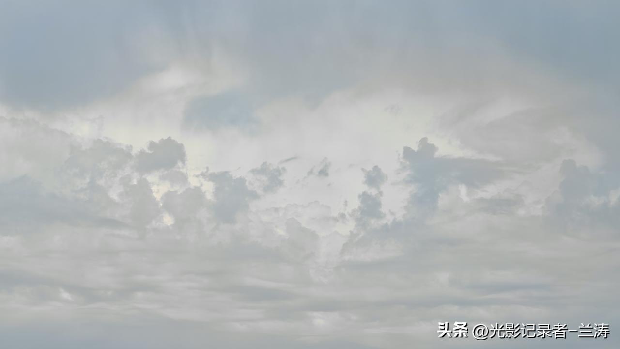云里的是什么，细思极恐！