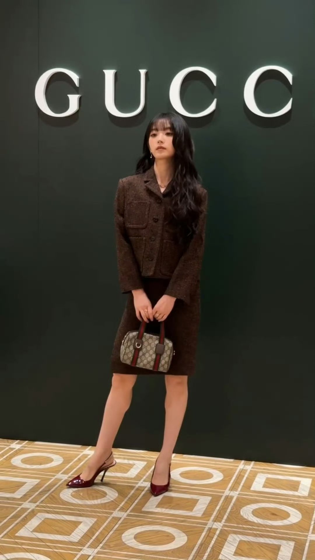 田曦薇齐刘海卷发造型田曦薇卷发姐感我爱！田曦薇卷发姐感 ​​​